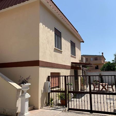 Domus Speranza Bed & Breakfast Fiumicino Exterior photo